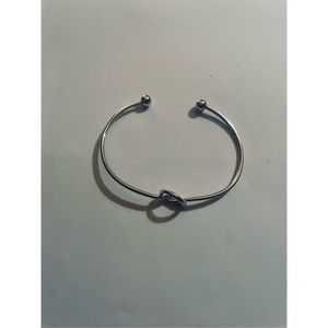 SILVER TWIST BRACELET